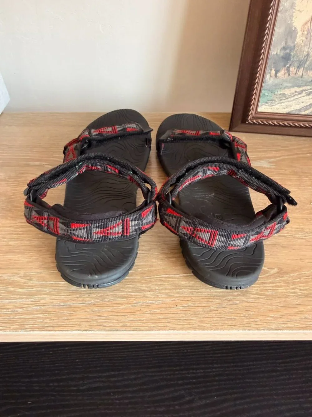 Teva Hurricane Sandals XLT 2 Sport Black Red & Gray Triangle Pattern Kids 3
